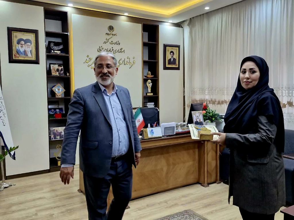 تقدیر فرماندار از مدیر روابط عمومی